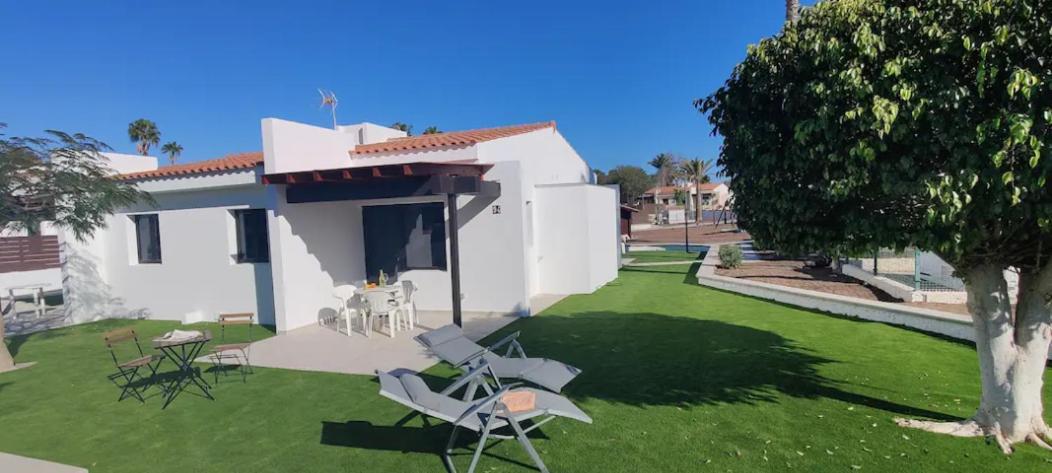 Bungalow Colorado With Garden #4 San Bartolome Bagian luar foto