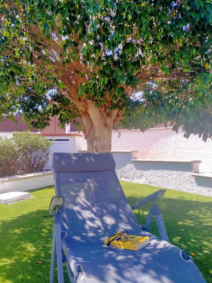 Bungalow Colorado With Garden #4 San Bartolome Bagian luar foto